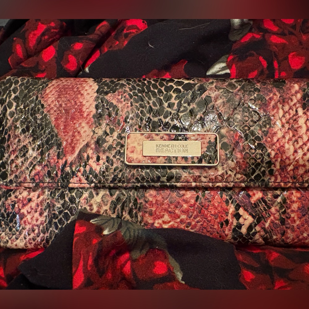 Kenneth Cole Wallet with Snakeskin Texture